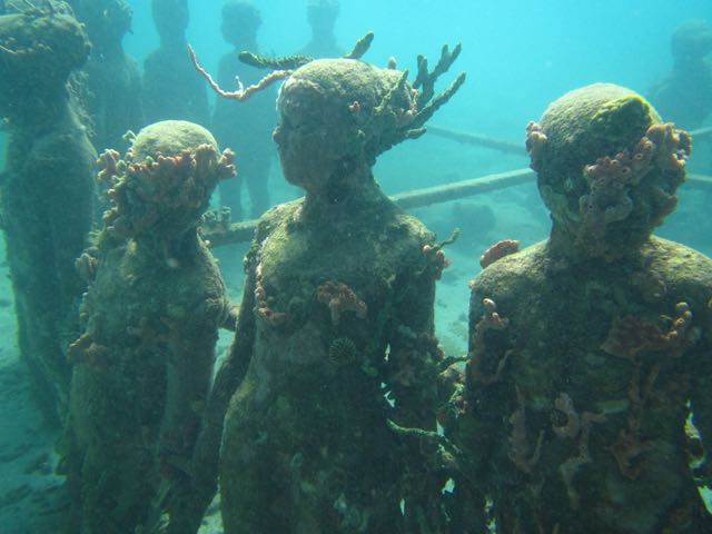 Moilinere Bay, Grenada : Jason DeCaires Taylor : alternative view blog : altny.com
