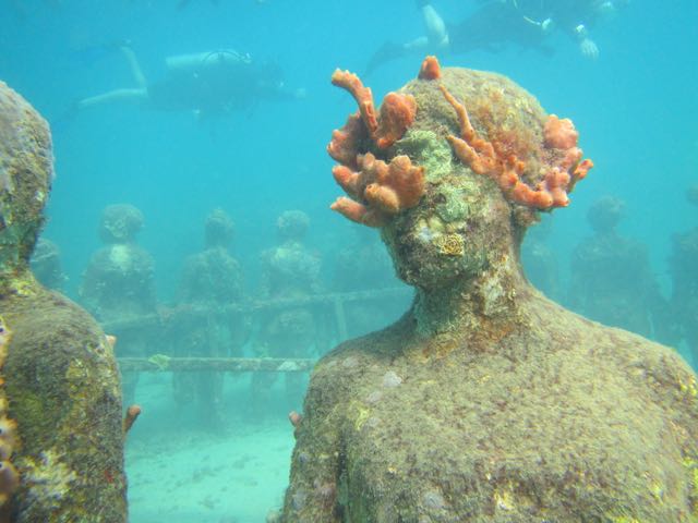 Moilinere Bay, Grenada : Jason DeCaires Taylor : alternative view blog : altny.com