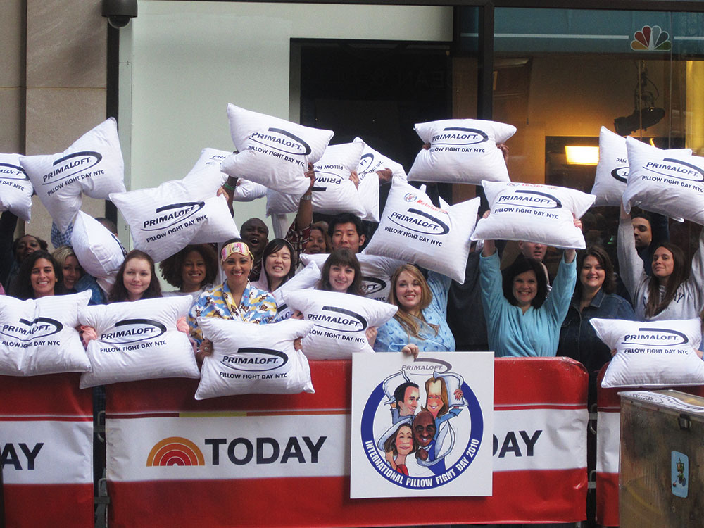 PrimaLoft : The International Pillow Fight Day