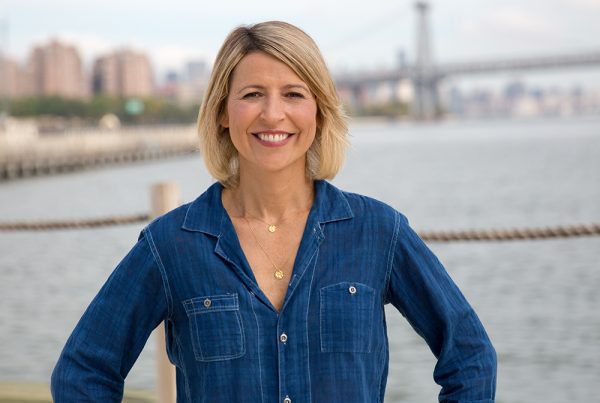 Samantha Brown : brand identity and positioning that reflect Samantha’s relaxed down-to-earth nature