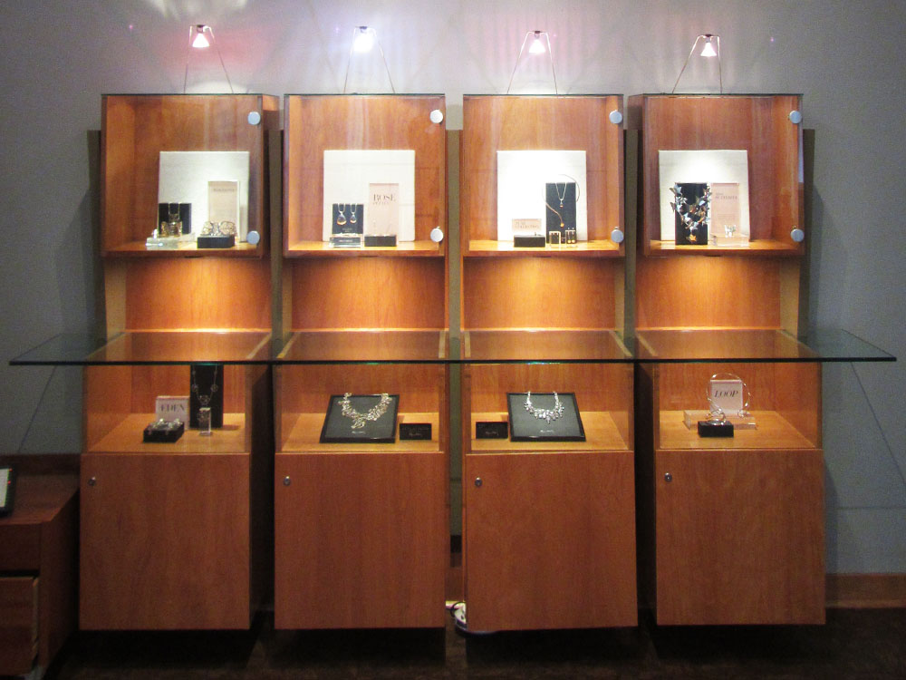 ViewPoint custom display fixtures